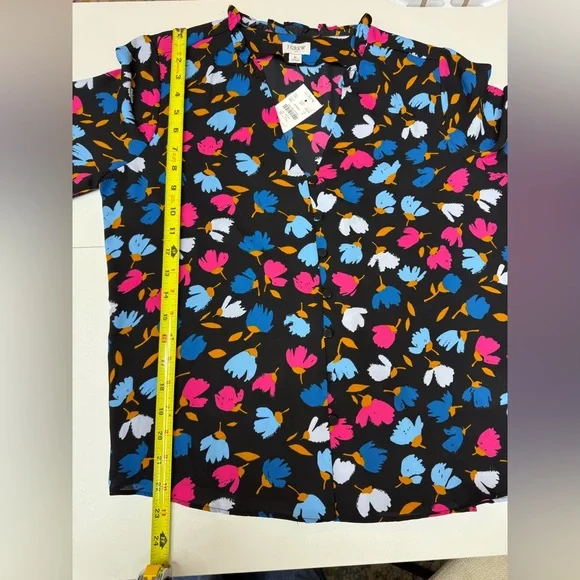 NWT J.CREW Top  Floral Ruffle Neck Button Down Blouse size S - Picture 7 of 9